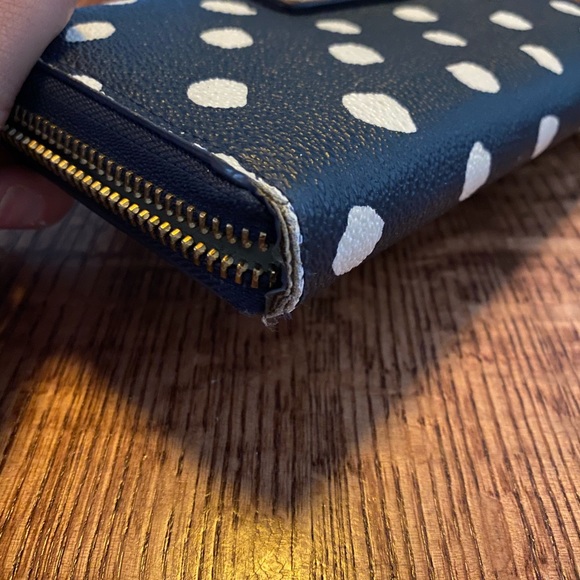 Kate Spade Wallet - Picture 7 of 10